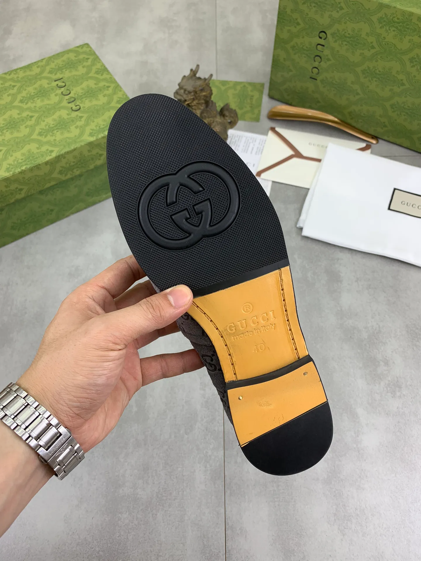 Men's Men's Shoes 💰P500💰【New Style】Water-dyed Niuli Gucci's most popular selection of lazy slip-on leather shoes (Gucci) official website latest Gucci lazy leather shoes, hot style 💥 simple and elegant style, exclusive for trendy men. Unique official website latest brand original double G embossing Elements 👑 Original Gucci decoration, fashionable and elegant, fabric original calfskin ✅ fully imported first-layer cowhide lining, official website designated wear-resistant, rubber business outsole, classic model taken at the counter in real life 🎬38-44 Various colors available